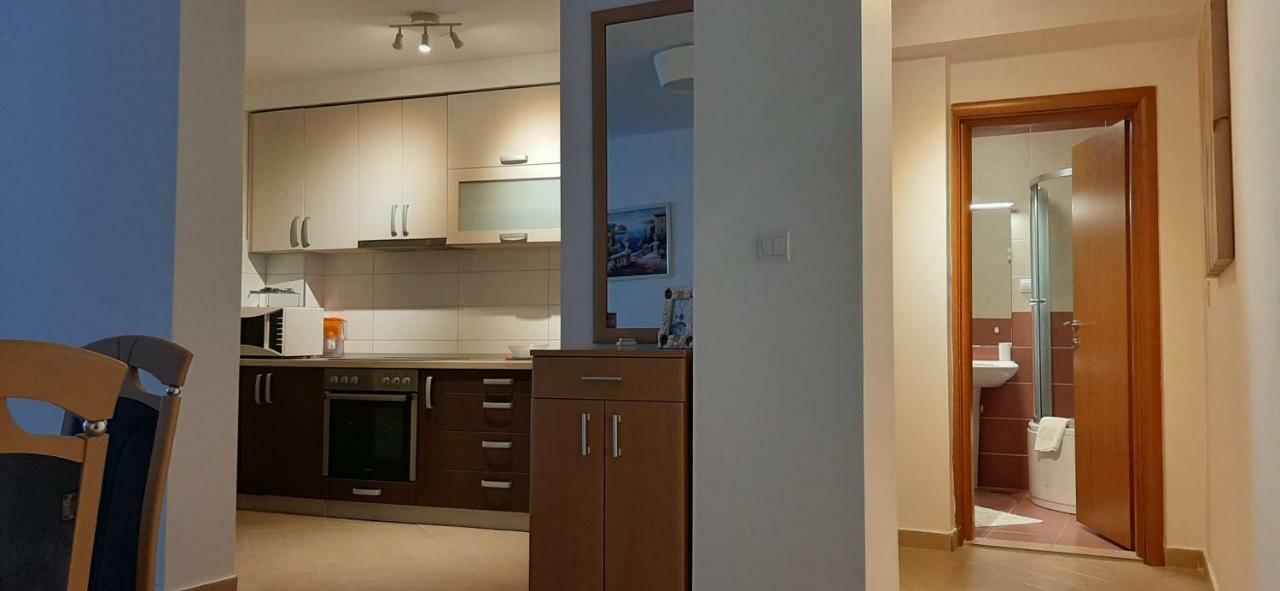 Iskra Apartment Будва Екстериор снимка